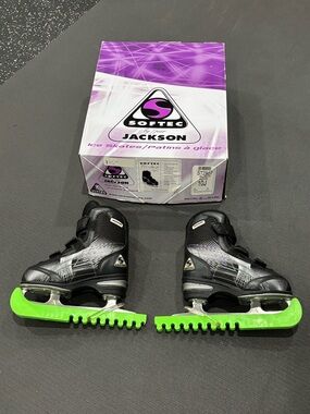 Jackson Ultima Softec Tri-Grip Recreational Ice Skates w/ Blade Guards Size 10J